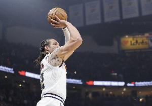 掘金背靠背迎战公牛：穆雷和布劳恩能够出战 戈登&amp;约基奇不打